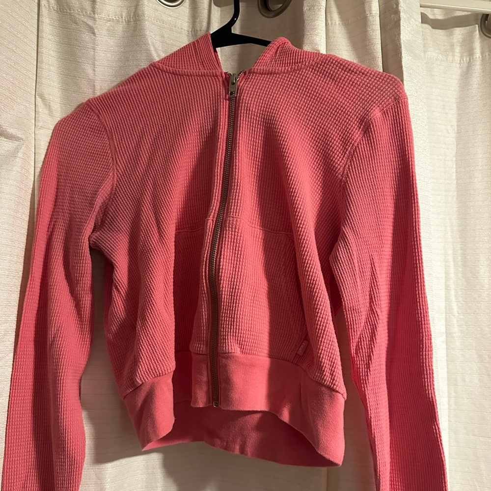 TNA sweatshirt size XL pink